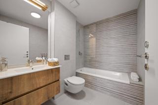 Luxurious J-Spirit homey 2 bedrooms - free parking - 2
