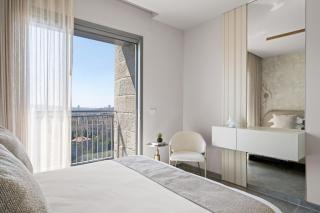 Luxurious J-Spirit homey 2 bedrooms - free parking - 1