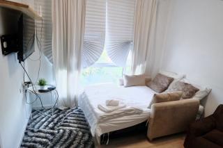 7min BKK airport - free pick up - malls nearby - 1