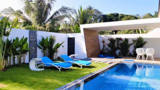 01 - Beach Villa Retreat - 0