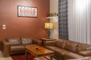 High-end Apartment 2BDR in The most lively AMMAN شقة فاخرة في الدوار السابع - 2
