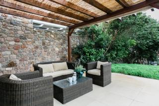 Pierre House with private pool, up to 6 plus 1 young child, near Perdika, Aegina island - Perdhika - 3