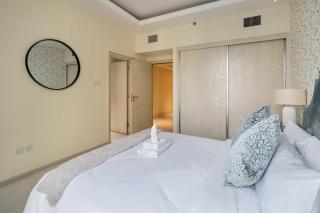 Luxury 4br Apartment In Jbr Private Beach Access - 4