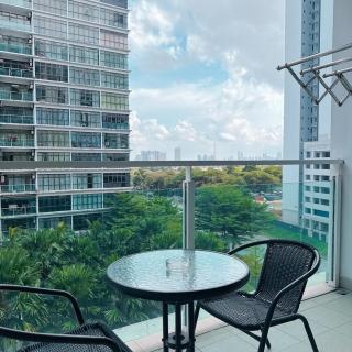 28 - Yellow Bloom Cottage at Mount Austin, JB - Johor Bahru - 2