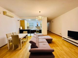 Joy City Stay Isho 35 - 0