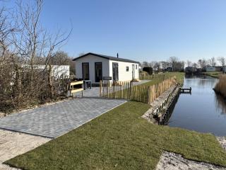 Chalet Lutafaro near beach Petten - 0