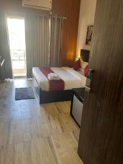 Eraya Suites and Resorts - Near Prem Mandir Vrindavan - 9