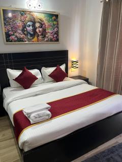 Eraya Suites and Resorts - Near Prem Mandir Vrindavan - 2