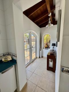 41 Angel Jove - Antigua - 3