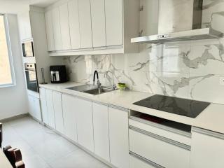 Elegant, pool, 2 bedroom, gym - 9