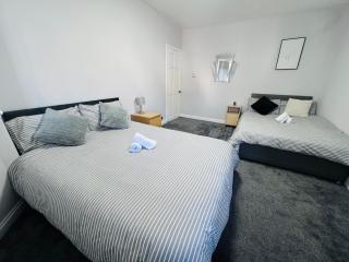 Cosy house Trafford Manchester - 6