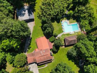 Tropical Pool Estate - Douglasville - 3