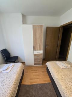 APARTMAN MAOR - 9