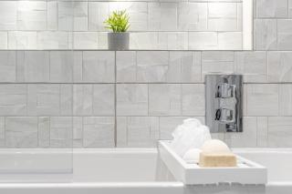 Bond House by Celador Apartments - 5