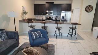 4 Bedroom Private Lakefront Town Home at Storey Lake near Disney World Parks - Kissimmee - 6