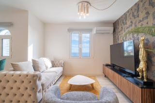 Lux House - free park- WiFi - Sea View - 8