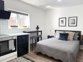 Modern Central Studio in Old Street 5 - 9