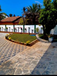 Gemlita Villa in Uswetakeiyawa - Bopitiya - 3