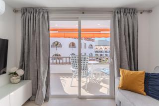 Parque Santiago 1 apartments by Pure Home Tenerife - Playa de las Américas - 3