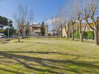 Appartement T2 cabine climatisé, à 400m de la plage, proche commerces, 2ème étage, parking inclus - FR-1-423-272 - 1