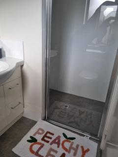 Tranquil Treasure Homestay - Queens Room - Perth - 3