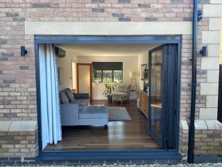Woodside House - 2