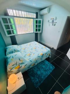 Sermie T2 climatisé avec piscine - 8