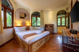 Cove Urbanest Inn - Seminyak - 2