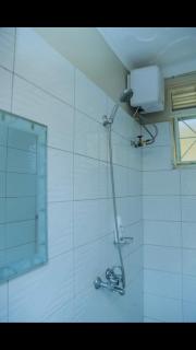 CasaVilla Homes with unlimited Wi-Fi - Kampala - 6