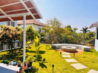 Paradise Blue - 8
