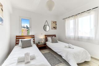 Limnaria Gardens Beautiful Apartment by VICHY - 7