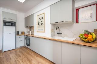 HostWise - Elegant & Stylish Flat w/ Balcony - Portimão - 8