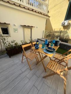MARILISE - La maison blue private garden & terrace - Meta - 5