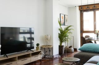 MyHouseSpain - Playa de poniente, con vistas al mar y parking gratuito - Gijón - 9
