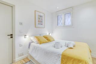 Centre-ville – Appartement (A/C) 6 personnes – 5 minutes plages et gare by Weekome - Antibes - 2