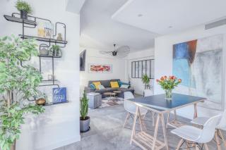 Centre-ville – Appartement (A/C) 6 personnes – 5 minutes plages et gare by Weekome - Antibes - 8