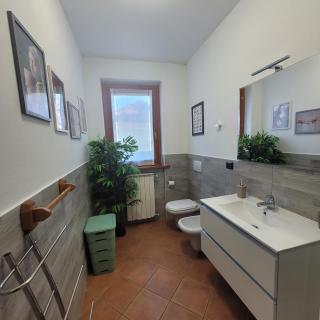 Villa Glory Mountain Lake Iseo Hospitality - Bossico - 7