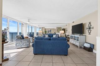 Pelican Walk 806 - 9