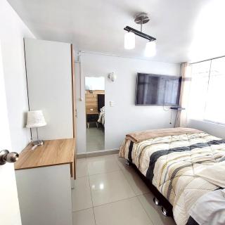 Stylish, Confortable Apartment in Prime Location - San Antonio - 3
