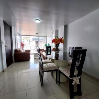 Stylish, Confortable Apartment in Prime Location - San Antonio - 1