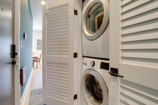 Sojourn Worldly 1 BR 2 BA 2 Blocks to Shaw Metro - 3