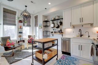 Sojourn Worldly 1 BR 2 BA 2 Blocks to Shaw Metro - 4