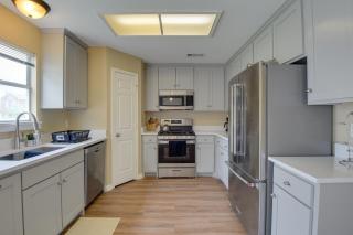 16 Mi to Dtwn Dallas Spacious Home with Yard! - Cedar Hill - 9