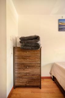 BEST Large Private Room & Private Bathroom, LaGuardia Airport 10min - 7