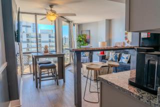 Ocean View Double Suite! Sleeps 4 Meridian Plaza 705 - 5