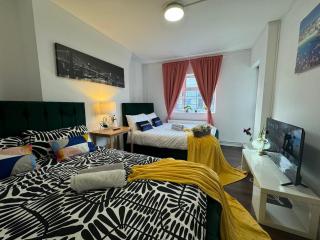 Lovely 1Bedroom Apartment for 6ppl in Whitechapel, 1min away to DLR Station - 0