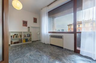 Roomy Apartment near UniBo & Porta San Donato - 3