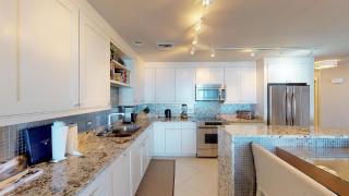 South Bay Beach Club 24 - 4 Bedroom 4 Bathroom Unit - West Bay - 2