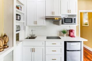 9 Mi to Beach Pet-Friendly Apt in San Diego! - 1