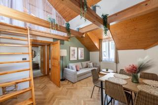 Delux Romantic Stay Prague - Prague - 4